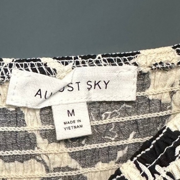 August Sky Black White Floral Maxi Dress Puff Sleeve Bohemian Prairie Milkmaid M - Picture 5 of 9